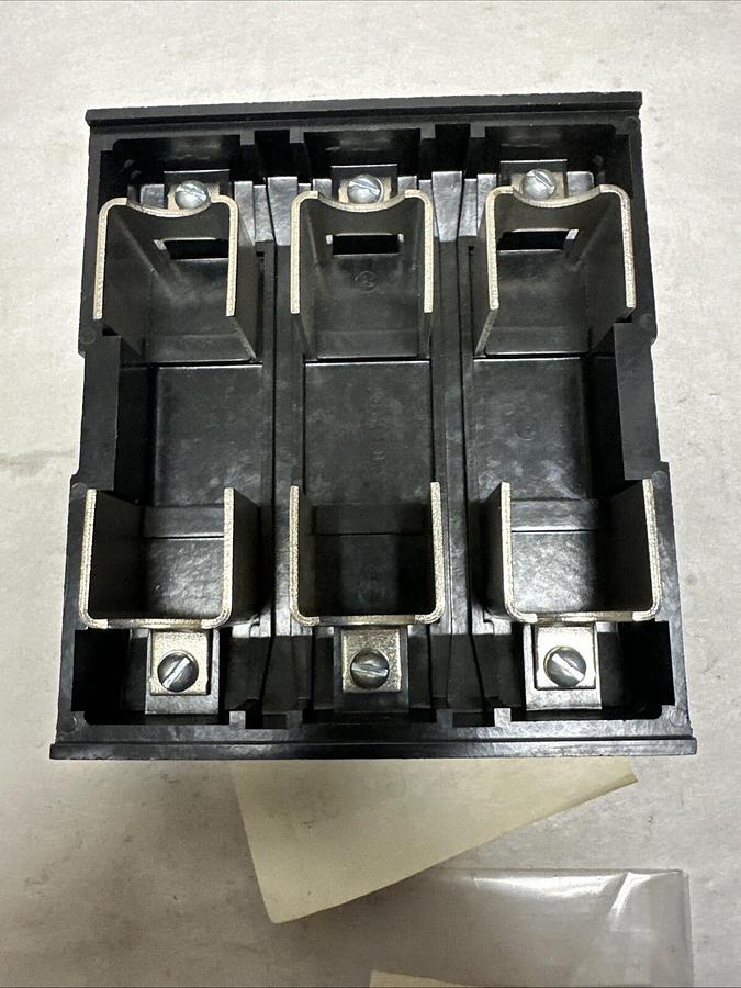 Used ITE,G213E,Contact Cover Size 3