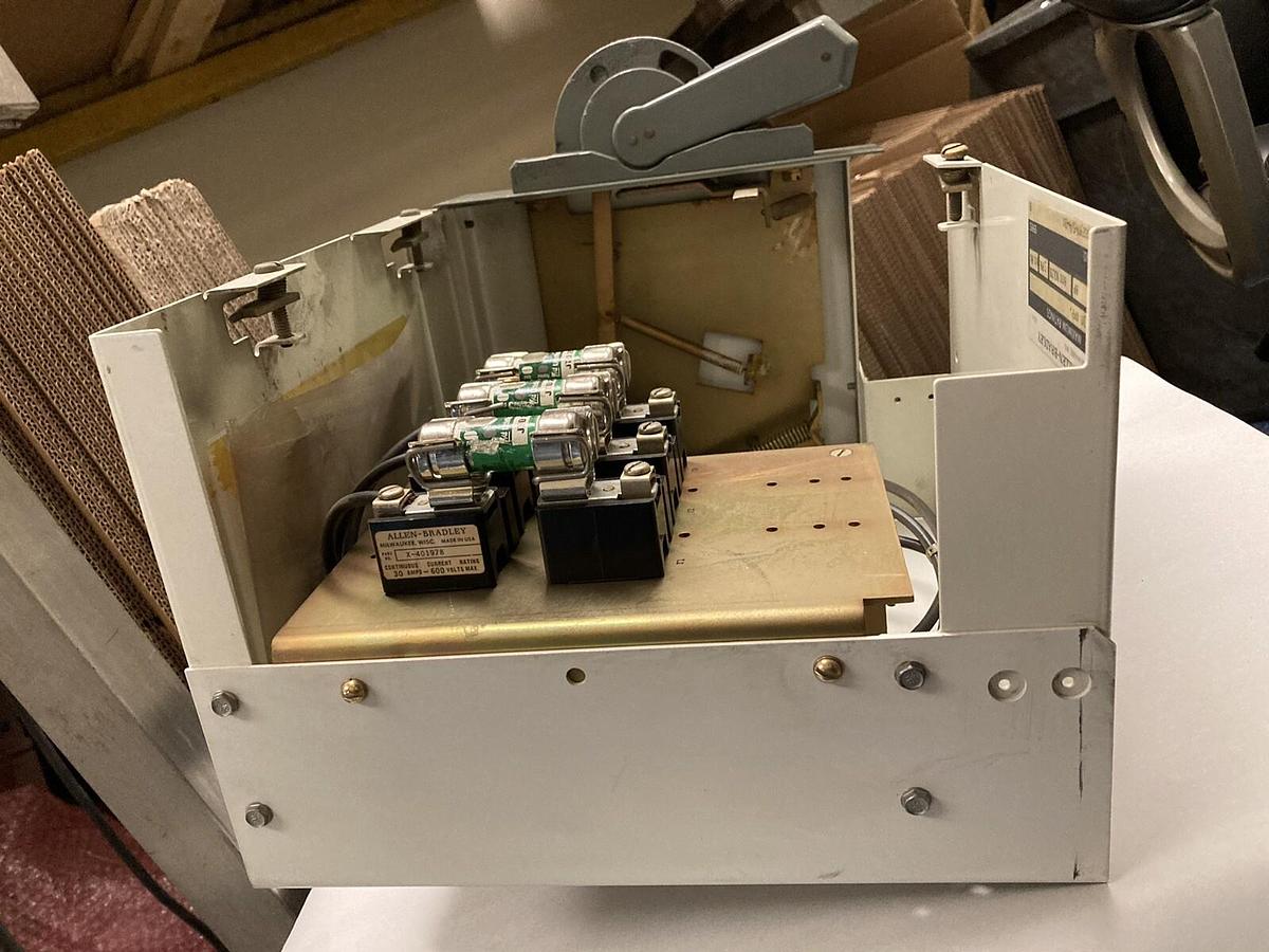 Used Allen-Bradley,2100 2192F,30 Amp 12 INCH Fused MCC Disconnect Feeder Bucket