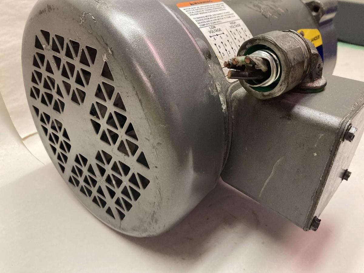 Used Baldor,VM3537,MOTOR 1/2HP 230/460V 3450RPM 3PH 56C