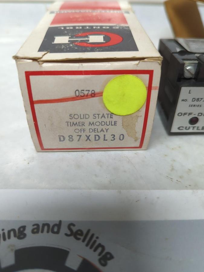 CUTLER HAMMER,D87XDL30,SOLID STATE TIMER MODULR OFF DELAY NOS