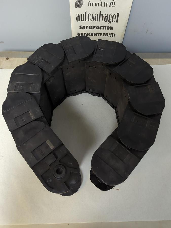 IGUS,40.02.150  886.15,ENERGY CHAIN 39 INCH LONG 7.5X3.25 INCH OD 6X2.5 INCH ID