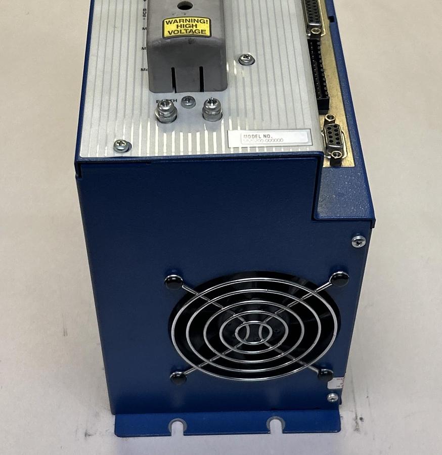 Used KOLLMORGEN SERVOSTAR,SR20200-000000,SERVO AXIS MODULE
