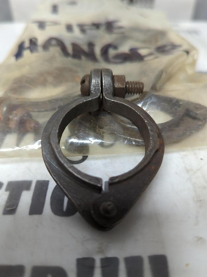 UNBRANDED,,1 INCH PIPE HANGERS LOT OF 7 NOS