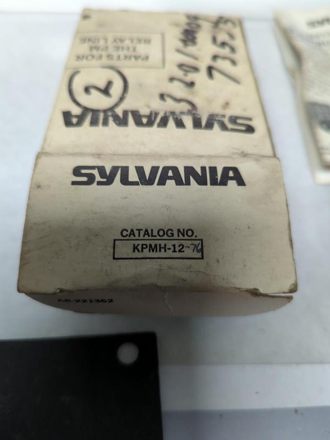 SYLVANIA,KPMH-12-76,LATCH MECHANISM NOS