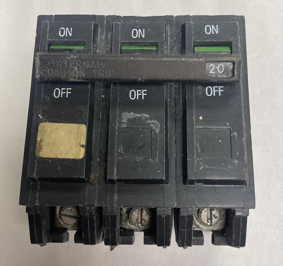 Used GE,THQL32020,Plug-in Circuit Breaker 20-Amp 3-Pole 240V