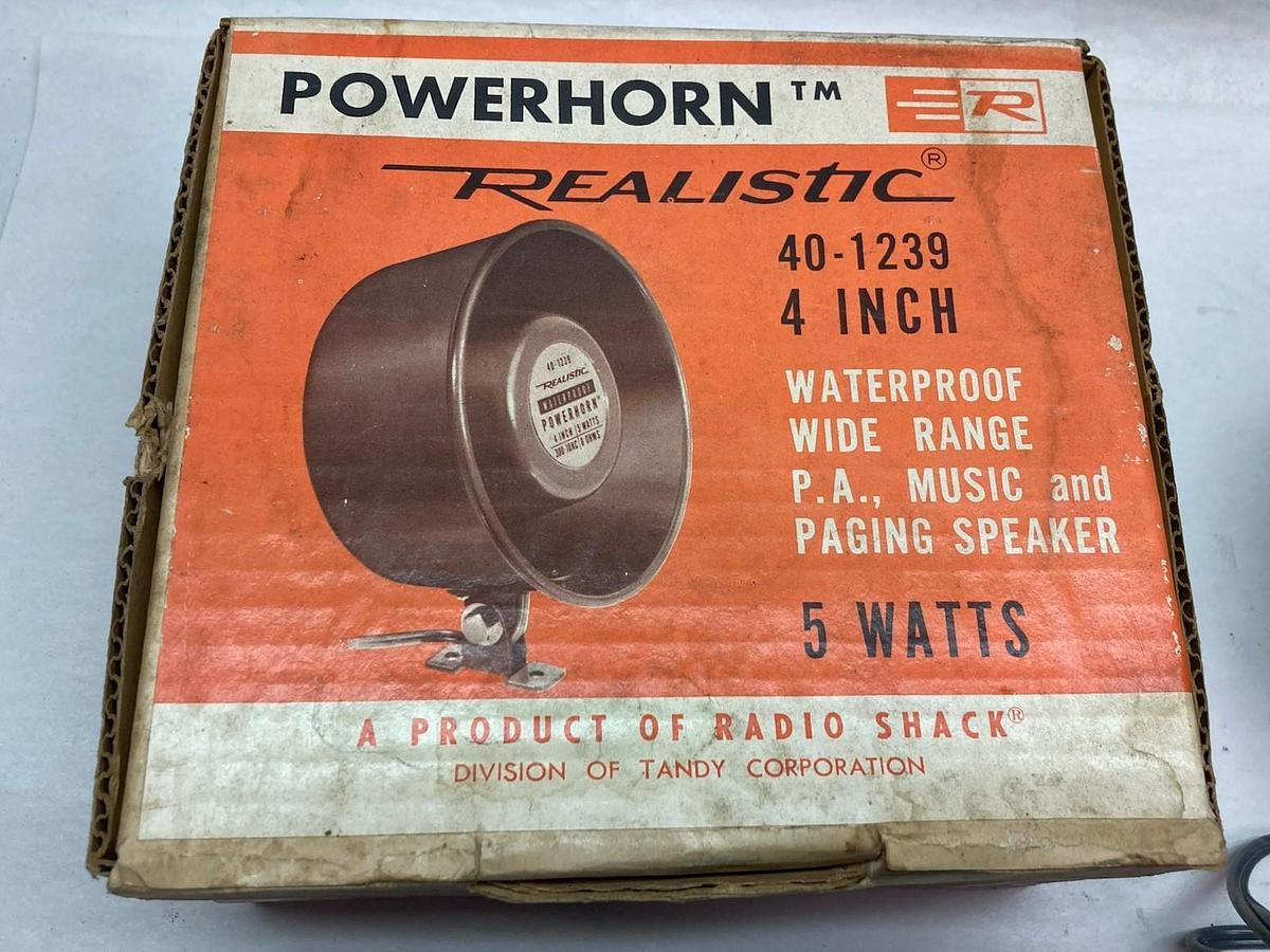 Used Realistic,40-1239,Waterproof Powerhorn 4 Inch 5 Watts 8 Ohms