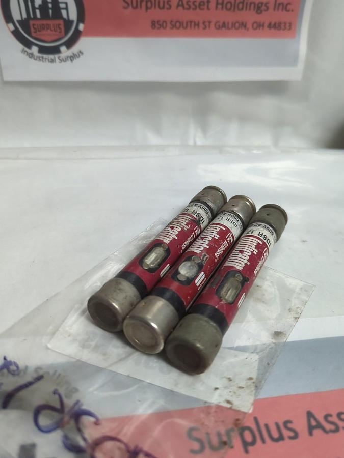 Used LITTELFUSE,IDSR-12,INDICATOR 12 AMP FUSE LOT OF 3 PRE-OWNED