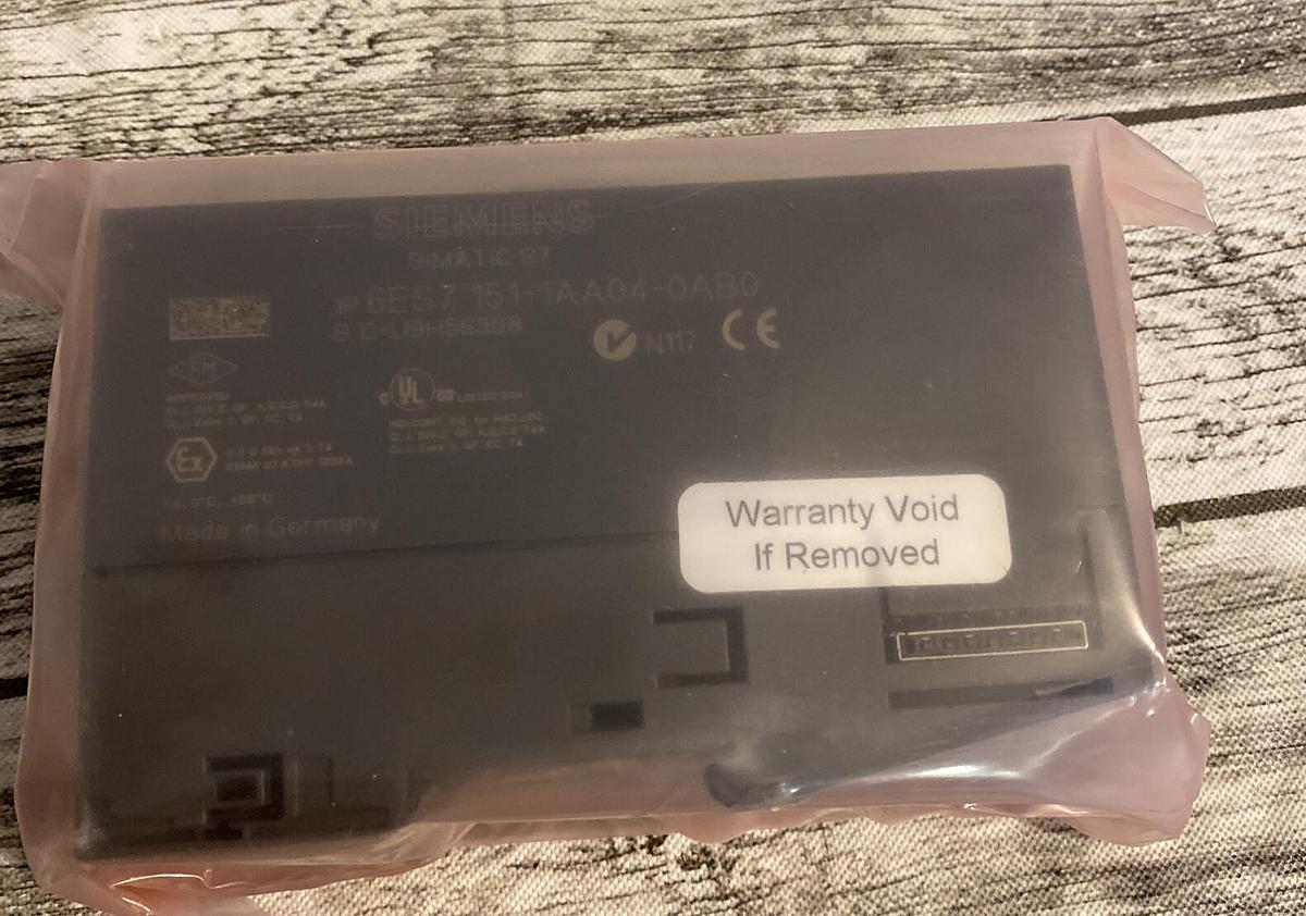 Used SIEMENS,6ES7-151-1AA04-0AB0,Interface Module REFURBISHED