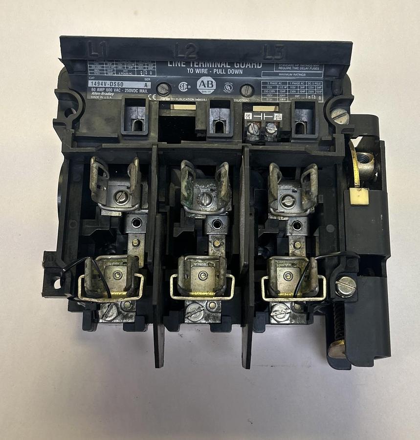 Used ALLEN BRADLEY,1494V-DS60,DISCONNECT SWITCH 60A 600V