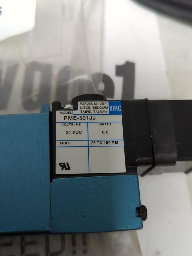 MAC,825C-PM-501JJ-552,PNEUMATIC DBL SOLENOID VALVE 24VDC 6 WATT NOS