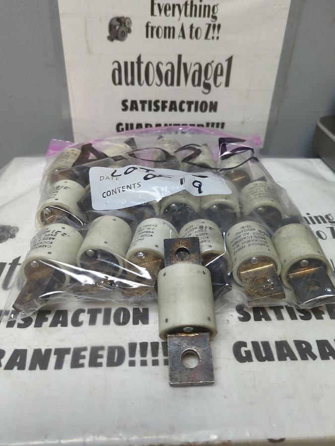CARBONE FERRAZ,A025 FC400BBA,FUSE 250V 400 AMP LOT OF 19 NOS
