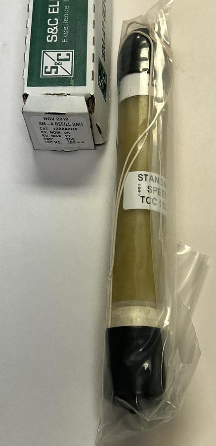 Used S&C ELECTRIC,123040R4,SM-4 FUSE REFILL 25EA 25KV NEW