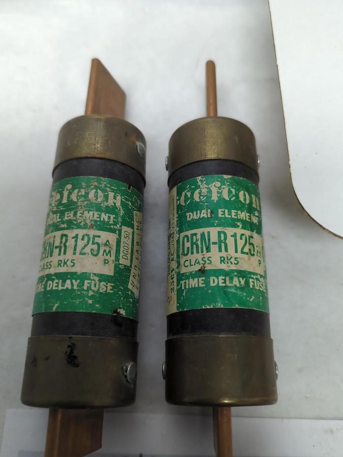 Used CEFCON,CRN-R-125,DUAL ELEMENT 125 AMP FUSE LOT OF 2 PRE-OWNED