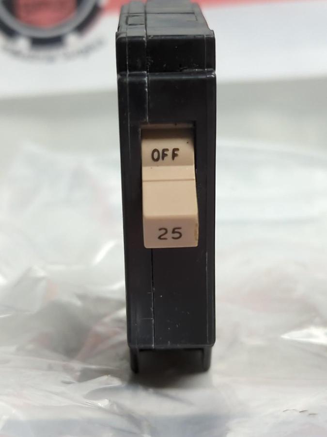 Used CUTLER HAMMER,CH125,CIRCUIT BREAKER 1-POLE 25 AMP LOT OF 2 PRE-OWNED