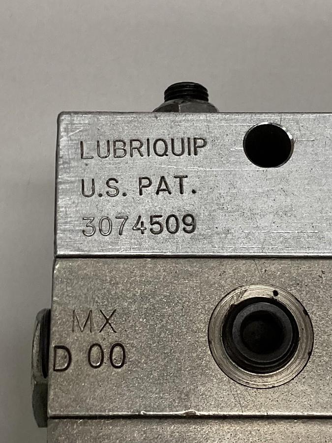 Used Graco,MXD00-50S MXE00-25S,Divider Valve  3074509