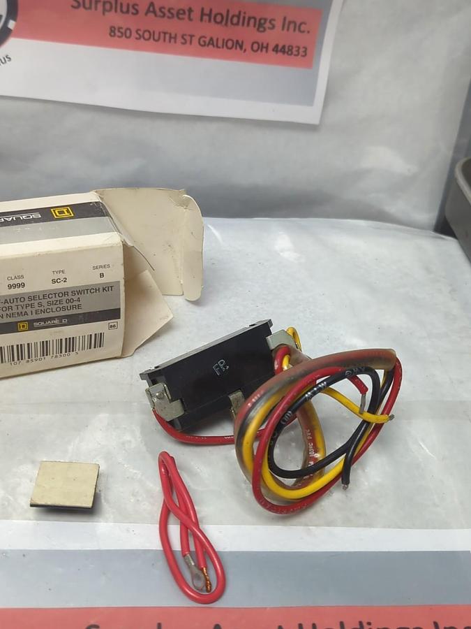 SQUARE D,78300,SERIES B HAND-OFF-AUTO SELECTOR SWITCH 9999-SC-2 NOS