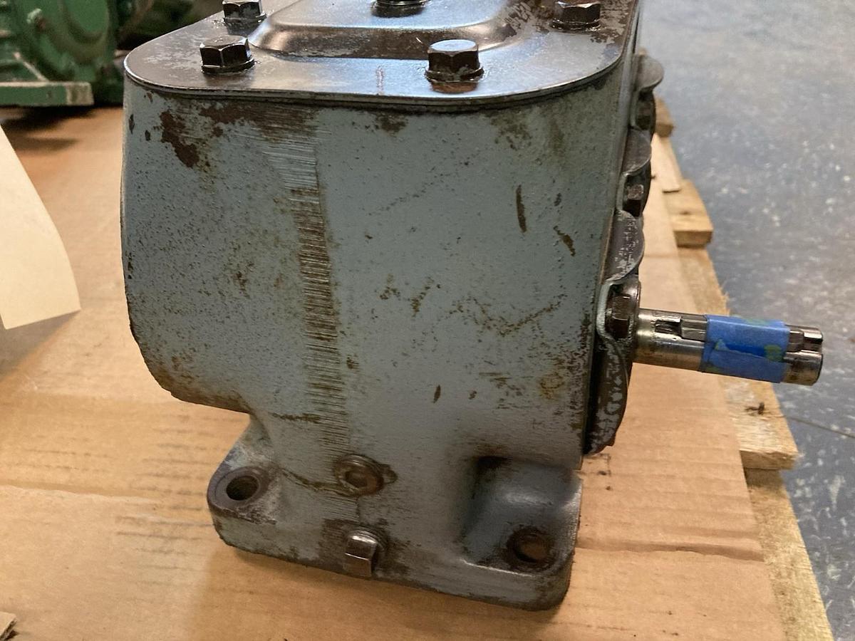 Used Dorris Gear Drives,Model 1229,Speed Reducer Ser B-1228016 28.9 Ratio 1.5HP