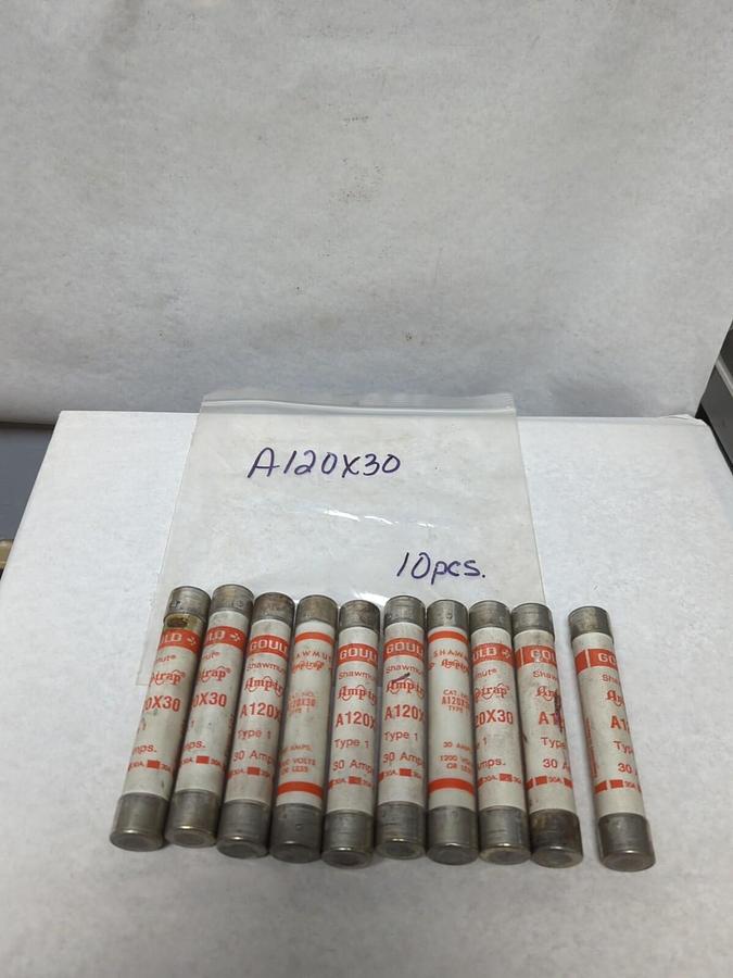 Used GOULD SHAWMUT,A120X30,AMP-TRAP 30 AMP FUSE LOT OF 10 PRE-OWNED