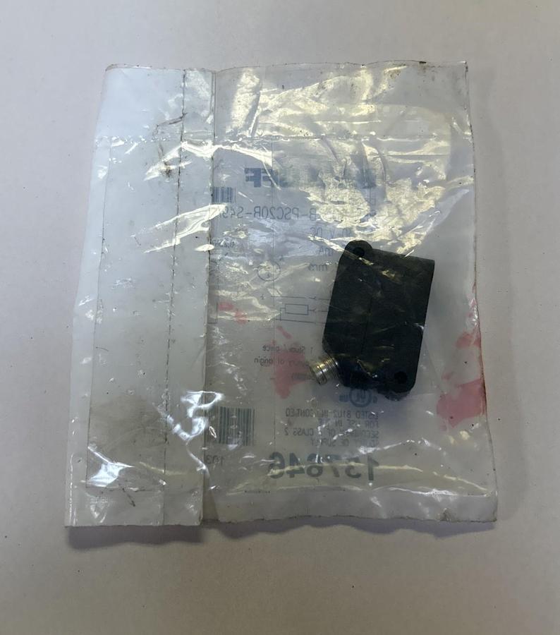 Used BALLUFF,BES R05KB-PSC20B-S49A,INDUCTIVE SENSOR NEW