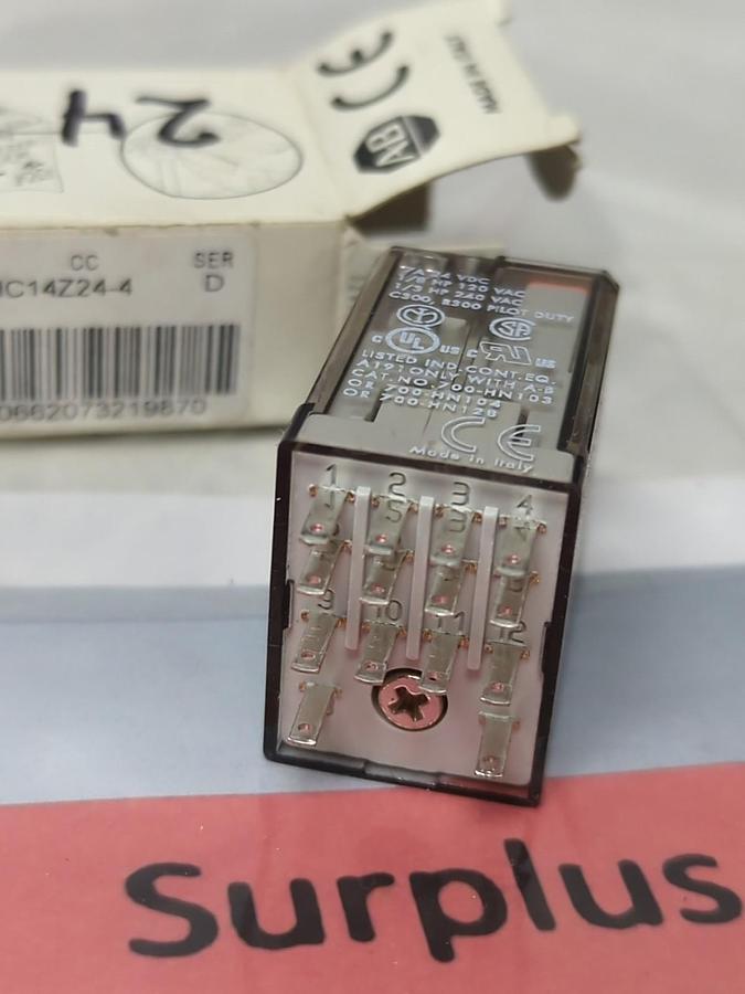 ALLEN BRADLEY,700-HC22Z24,SERIES A RELAY LOT OF 3 NOS