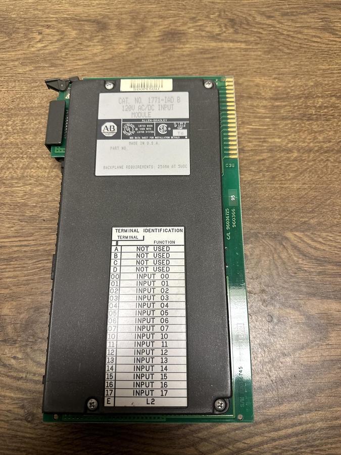 Used Allen Bradley,1771-IAD B,120V AC/DC Input Module