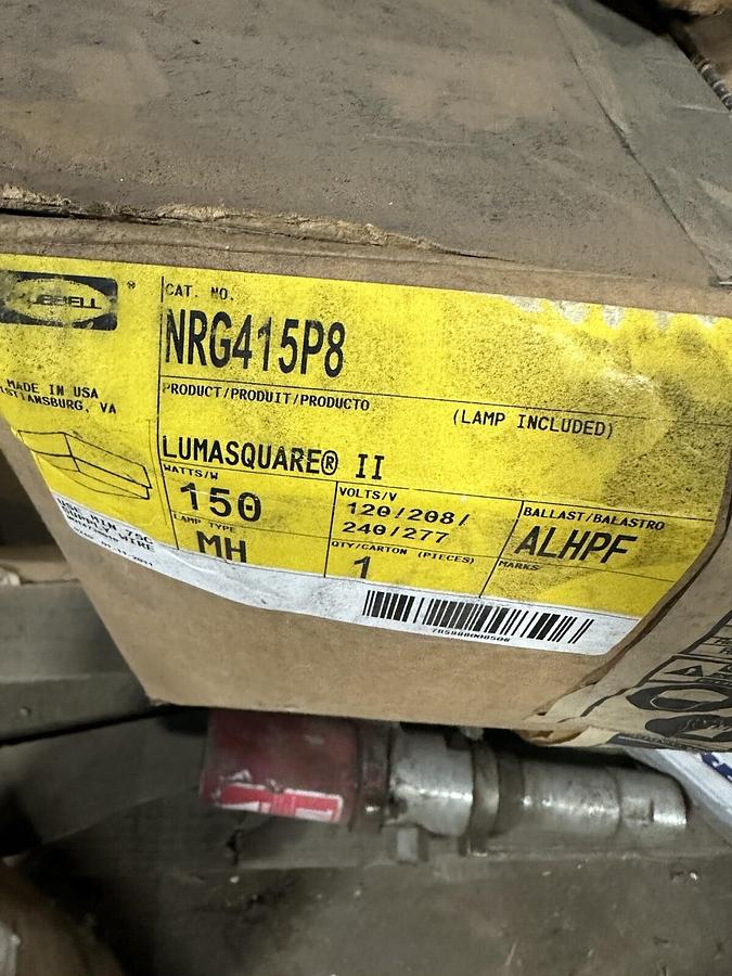 Hubbell,NRG415P8,High Performance Ceiling or Canopy Mount 150W Lights