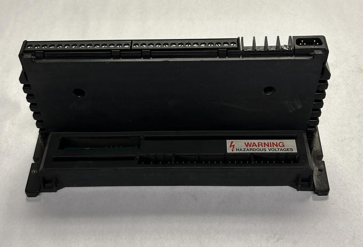 Used GE FANUC,IC660TBD110 IC660TBD110L, TERMINAL ASSEMBLY