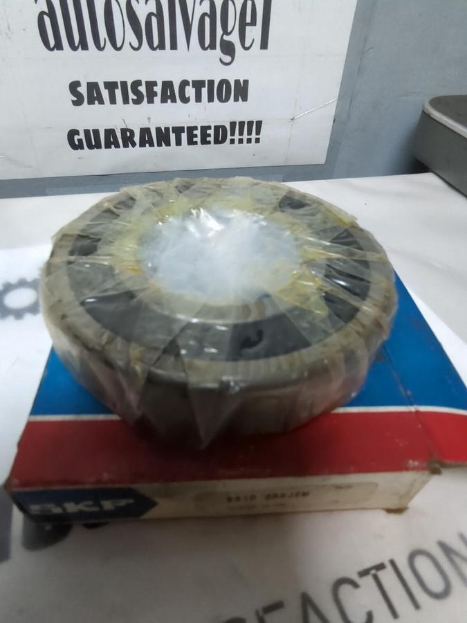 SKF,6310 2RSJEM,DEEP GROOVE BALL BEARING 50MM BORE NOS