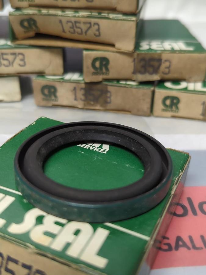 CHICAGO RAWHIDE,13573,OIL SEAL LOT OF 12 NOS