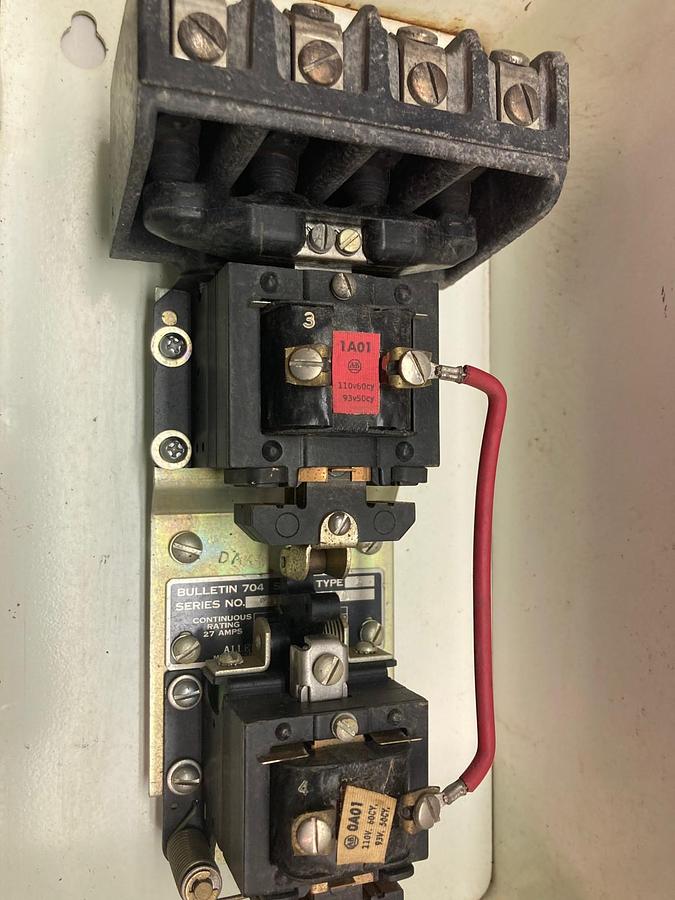 Used Allen-Bradley,704BAD921A,Type 1 Enclosed Reversing Starter 60 Cycles 110V