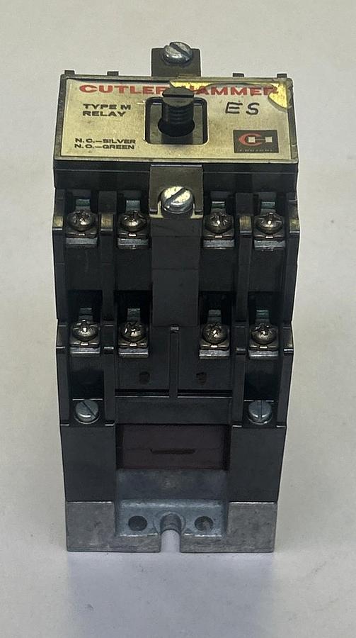 Used CUTLER-HAMMER,D26MD,RELAY