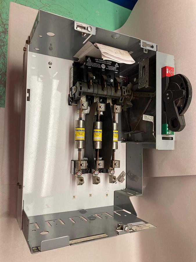 Used Allen-Bradley,2100 2192F,18 Inch 100 Amp Fused MCC Disconnect Feeder Bucket