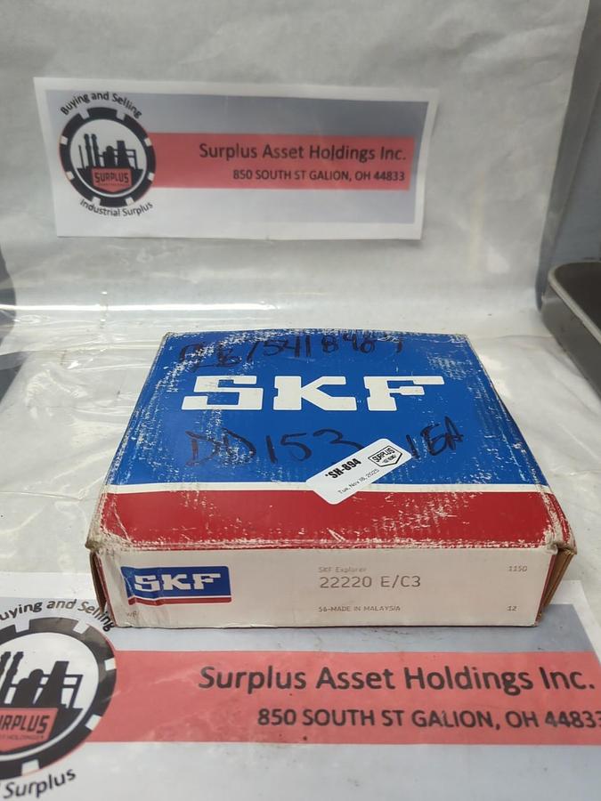 SKF,22220 E/C3,SPHERICAL ROLLER BEARING 100X180X46MM NOS