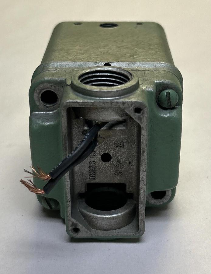 Used TAYLOR-WINFIELD,U-10062,SOLENOID PILOT VALVE
