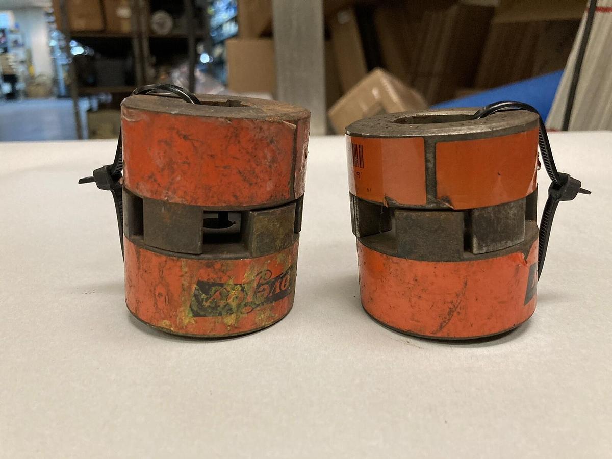 Used Lovejoy,L-095,Jaw Type Coupling Hub Lot of 2
