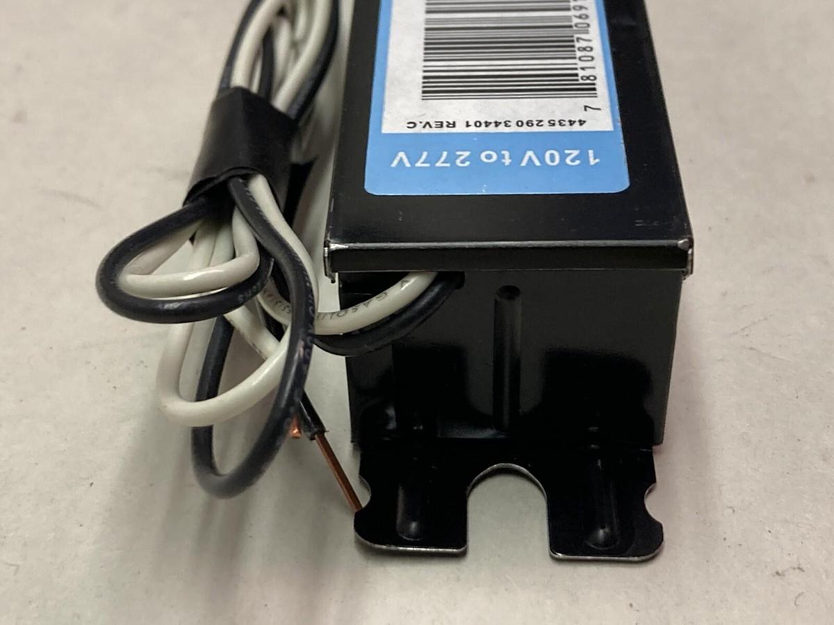 Used Philips Advance,ICN-2P32-N,Electronic Fluorescent Ballast 120V-277V
