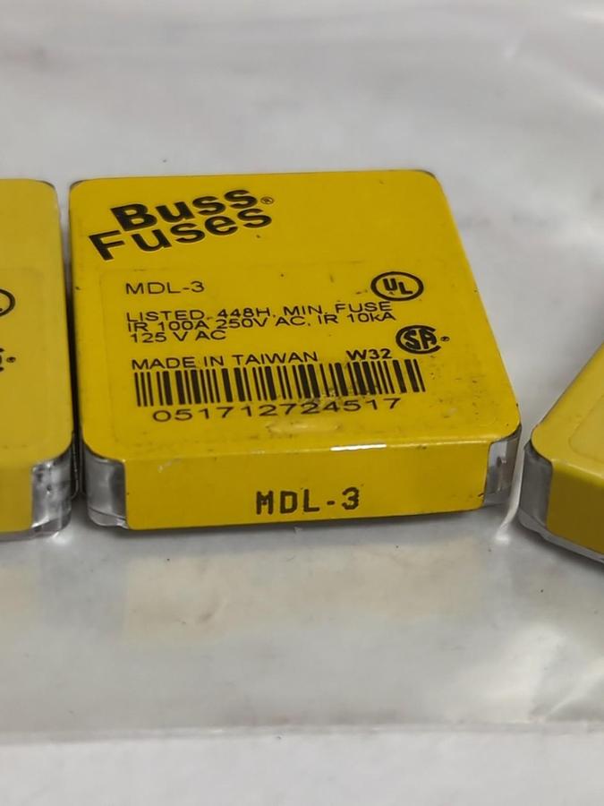 COOPER BUSSMANN,MDL-3,GLASS FUSE LOT OF 20 PCS NOS