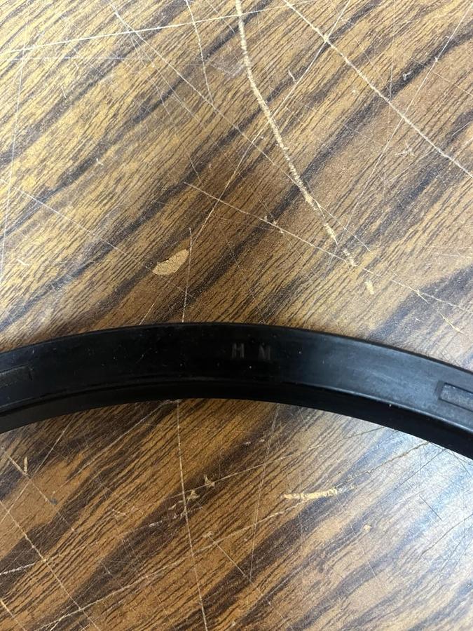 HM,508864,Oil Seal Lot of 3