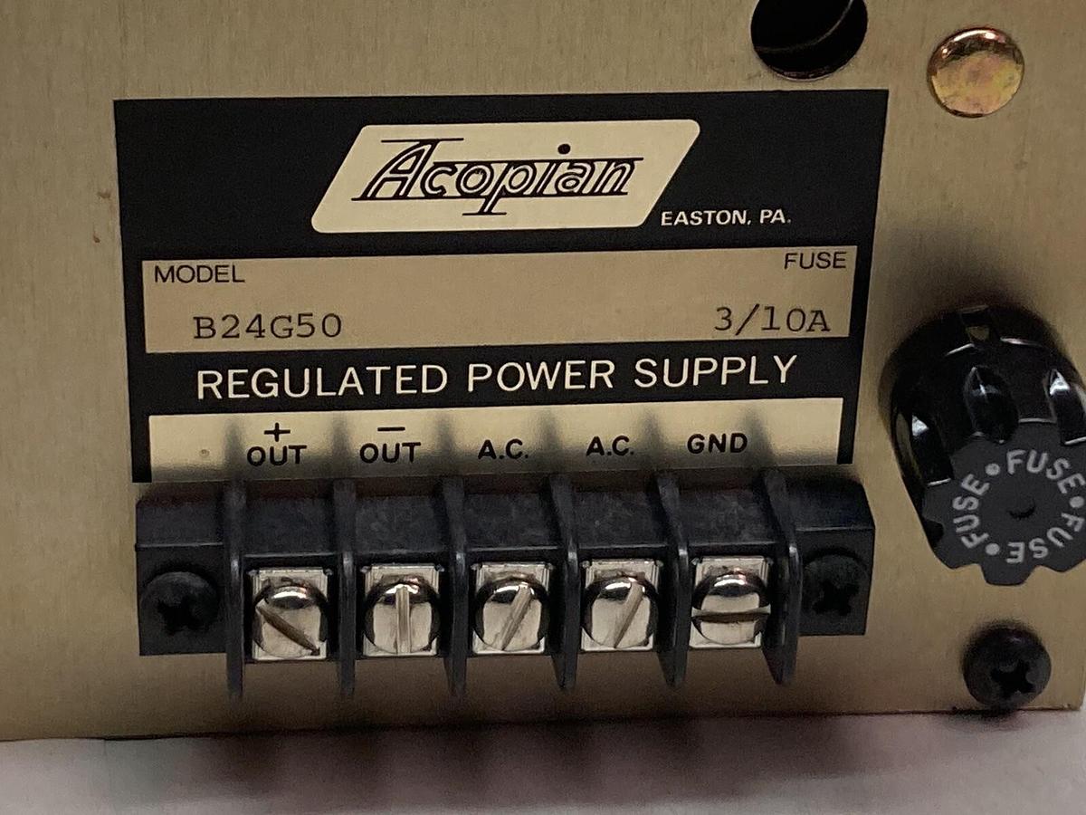 Acopian,B24G50,Regulated Power Supply 3/10A