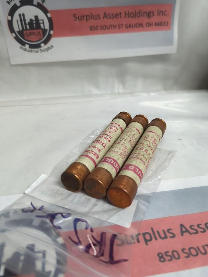 Used GOULD SHAWMUT,TRS-25R,TRI-ONIC 25 AMP FUSE LOT OF 3 PRE-OWNED