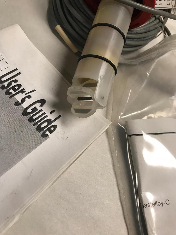 Omega,FP-5101,Paddlewheel Flow Sensor