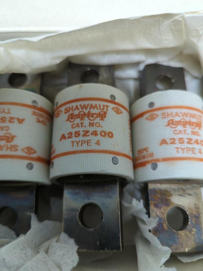 GOULD SHAWMUT,A25Z400,AMP-TRAP FUSE TYPE-4 400 AMP 250V BOX OF 5 NOS