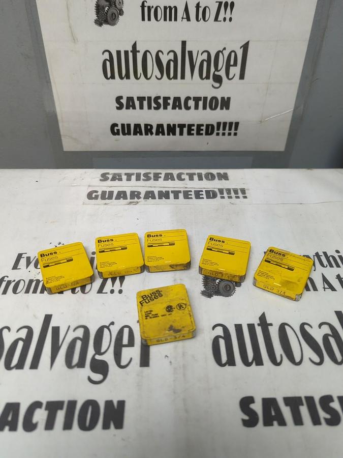 COOPER BUSSMAN,GLD-3/4,FUSES 3/4 AMP LOT OF 30 NOS