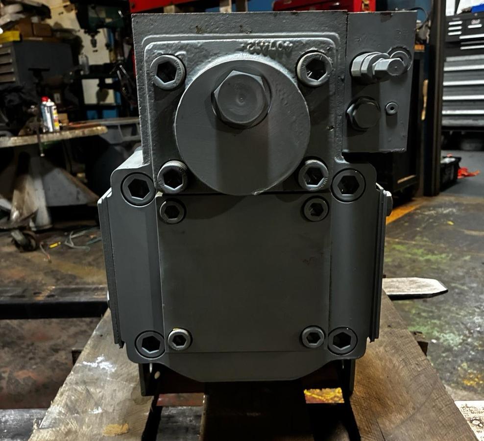 Used Oilgear,PVK-270-B1UB-RDFY-P-1NNSN-CP,Oil Pump