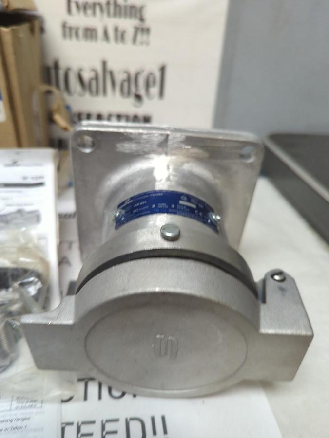 EATON CROUSE-HINDS,AR631,MODEL M4 TYPE 3R 60 AMP RECEPTACLE NOS