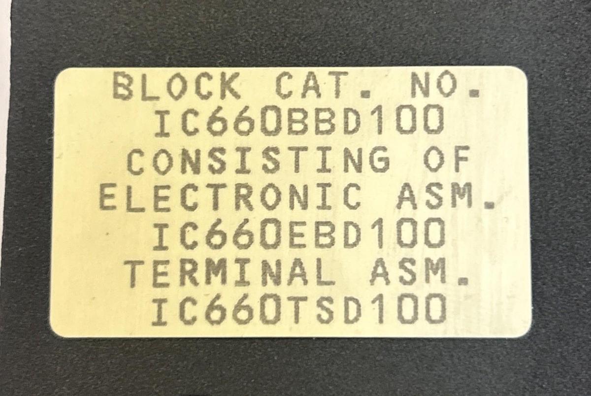 Used GE FANUC,IC660BBD100,IN / OUT GENIUS BLOCK MODULE