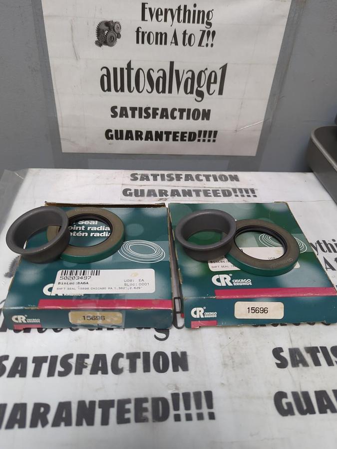 CHICAGO RAWHIDE,M15696M,OIL SEAL & SLEEVE KITS 1.562 IN X 2.629 IN LOT OF 2 NOS