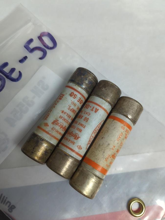 Used GOULD SHAWMUT,AT-DE-50,AMP-TRAP 50 AMP FUSE LOT OF 3 PRE-OWNED