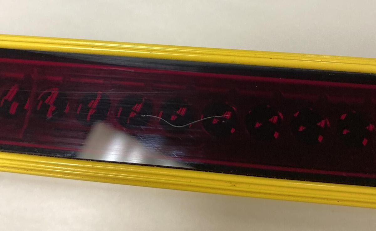 Used STI,MS46-30-1045-Q1-X-SC1,Light Curtain Transmitter