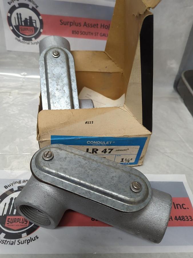 CROUSE-HINDS,LR 47,CONDUIT OUTLET BODY 1-1/4 INCH WITH COVER BOX OF 2 NOS